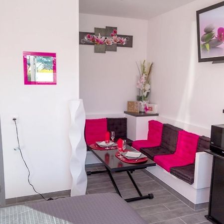 Appartement Elegant Avec Piscine Privee A Plan D'Aups Sainte Baume 55 M² Esterno foto