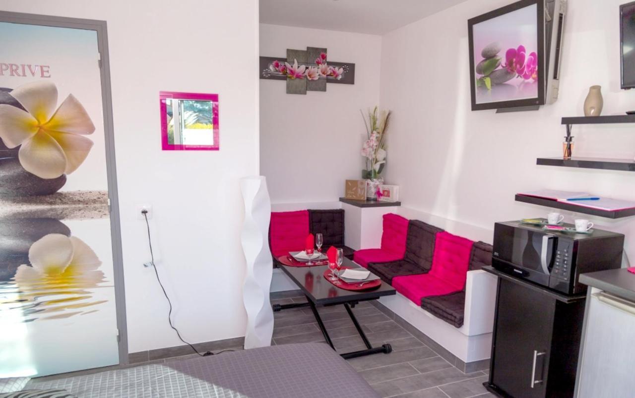 Appartement Elegant Avec Piscine Privee A Plan D'Aups Sainte Baume 55 M² Esterno foto