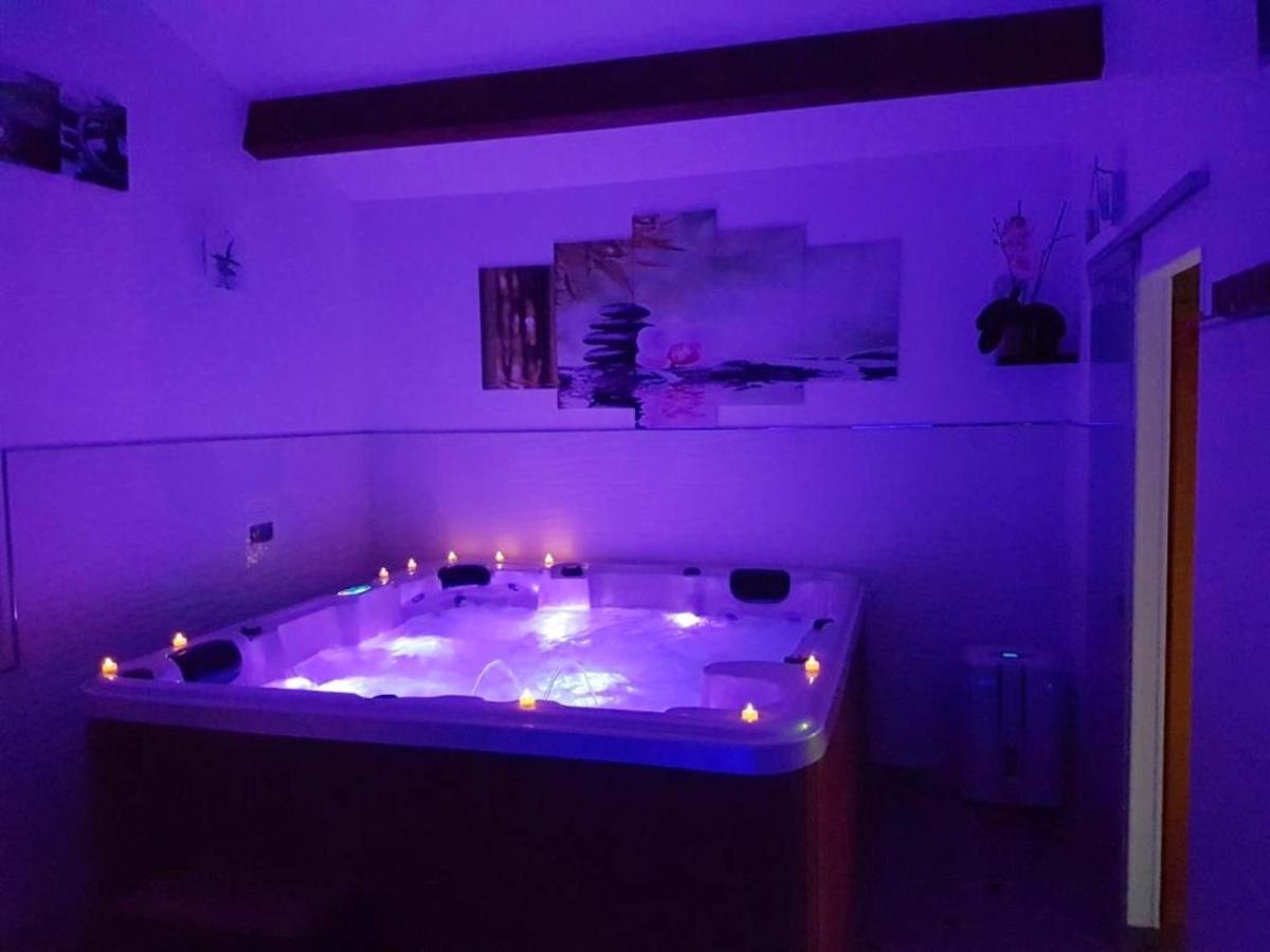 Appartement Elegant Avec Piscine Privee A Plan D'Aups Sainte Baume 55 M² Esterno foto