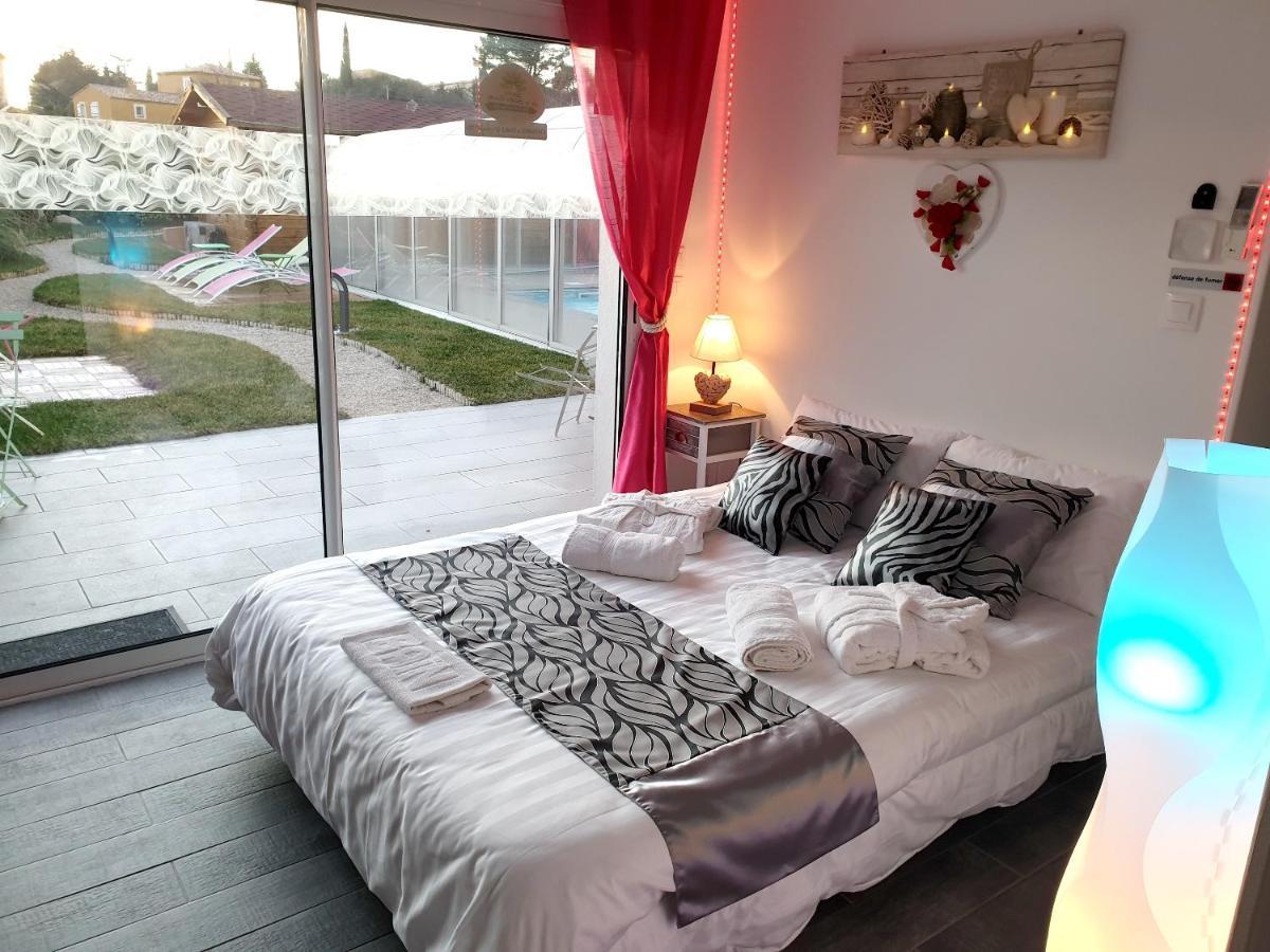 Appartement Elegant Avec Piscine Privee A Plan D'Aups Sainte Baume 55 M² Esterno foto
